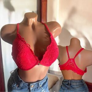 Red Lacey Bra l Front Closure l Racerback l Padded l 40C l EUC